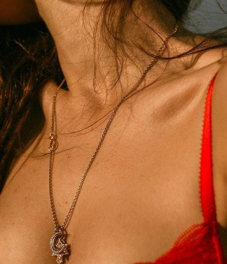 mood passion naked actress img