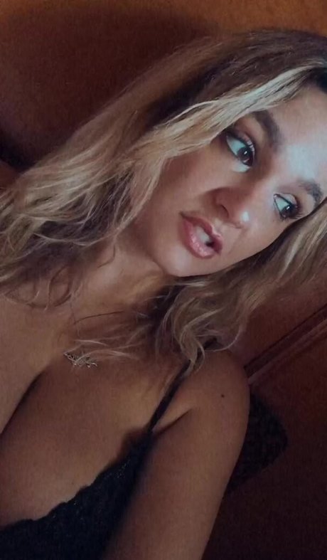 big tits mom onlyfans sexy nude pics