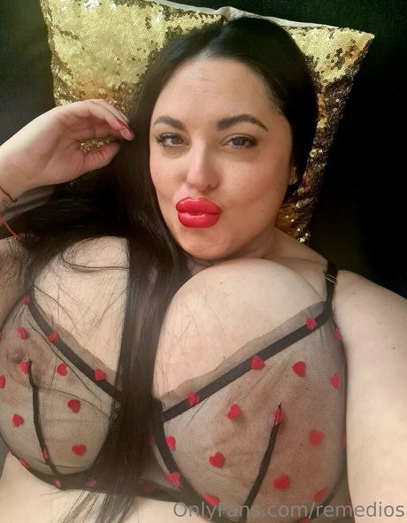 Remedios model pretty image