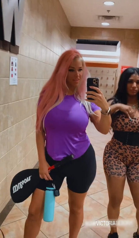 Nicolle A star hd photo