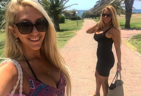 Nicolle A high quality model picture