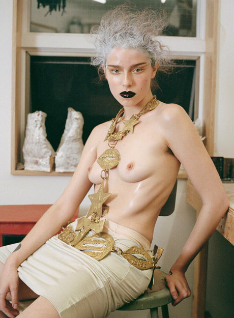 Perla Haney Jardine hd model gallery