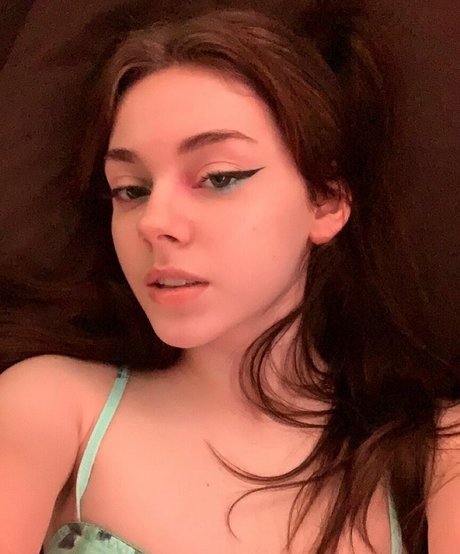 Rosiemx x naked star galleries