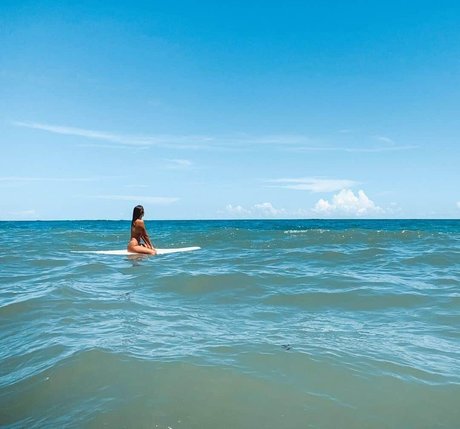 thatpineapplegirl hot model pics