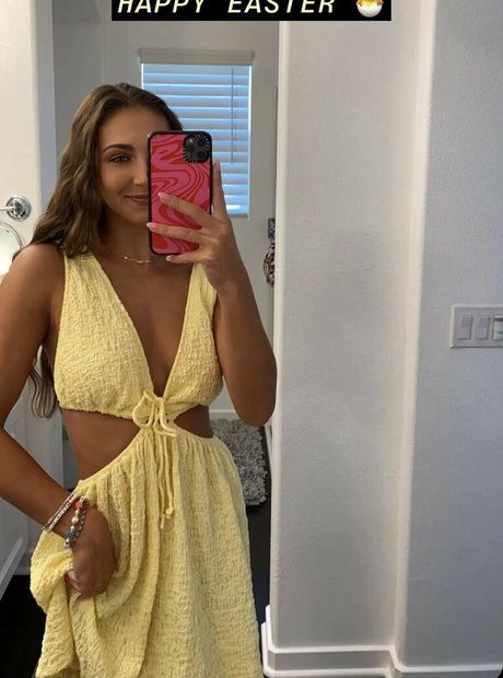 Melanie Wilking naked actress archive