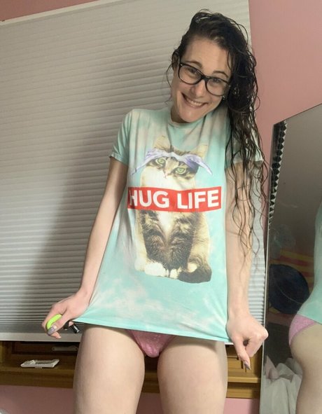 emo onlyfans perfect pictures