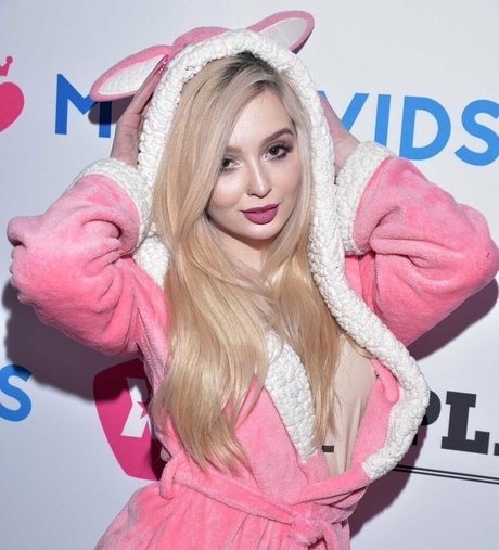 lexiforfree model nude images