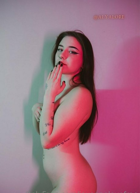 old young lesbian onlyfans hot naked img