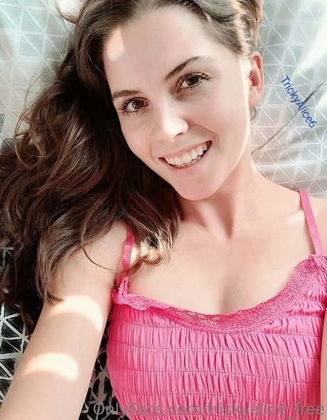 trickyalice free pornstar nude image