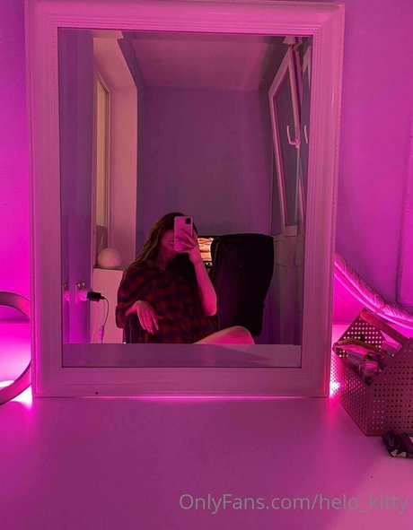 helo kitty free star photo