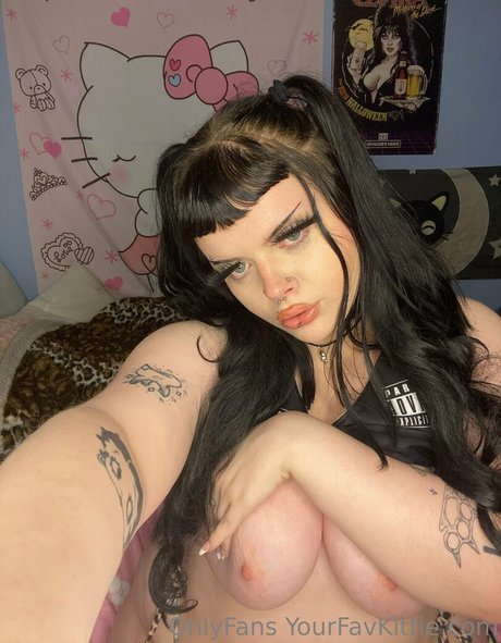 yourfavkittie xxx actress archive