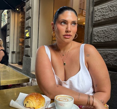 squat onlyfans beautiful xxx gallery