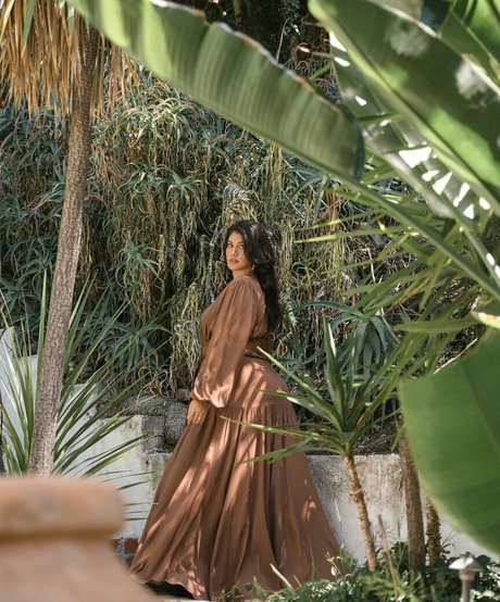 bride onlyfans sexy photos