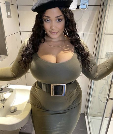 Natalie E Wade porn actress picture