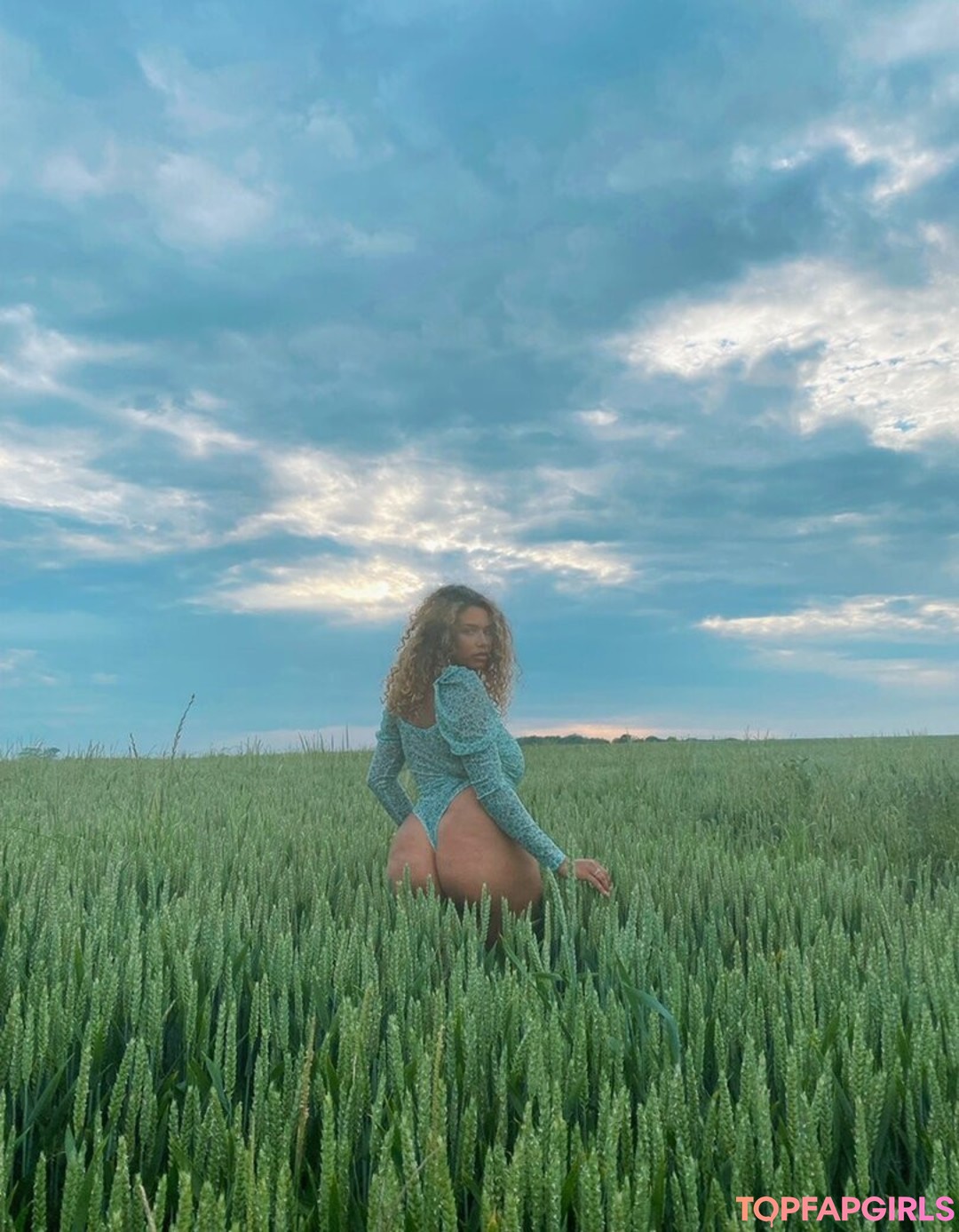 Chanelle Mauricette beautiful star image