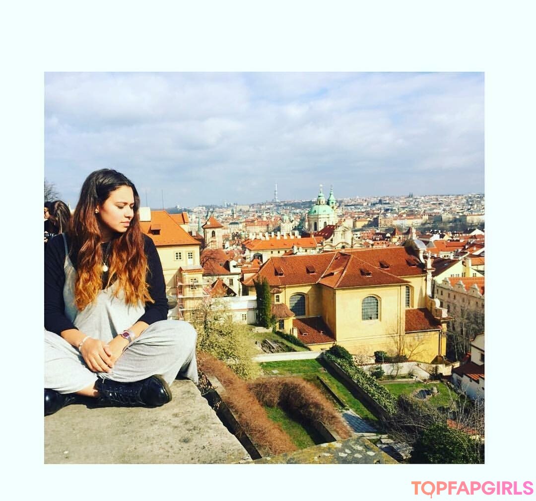 Chanelle Mauricette high quality star pics