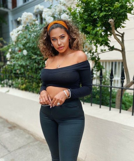 Chanelle Mauricette beautiful pornstar img