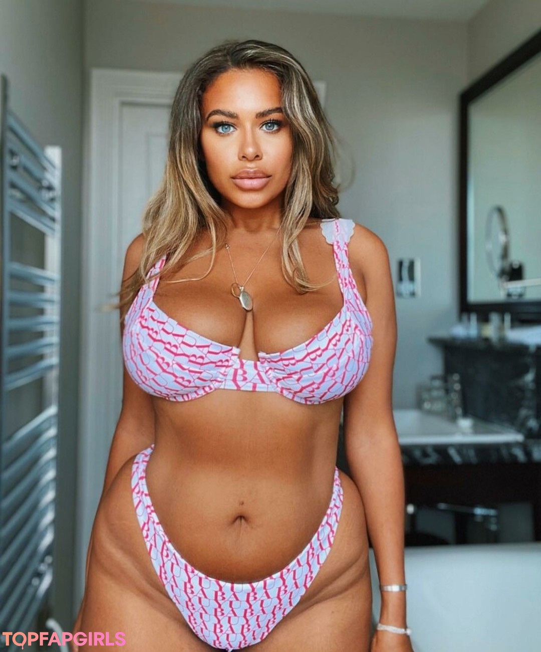 Chanelle Mauricette xxx star gallery