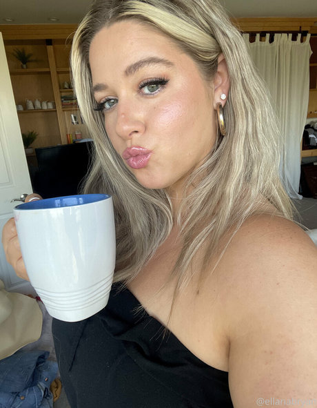 Ellanabryan star beautiful photo