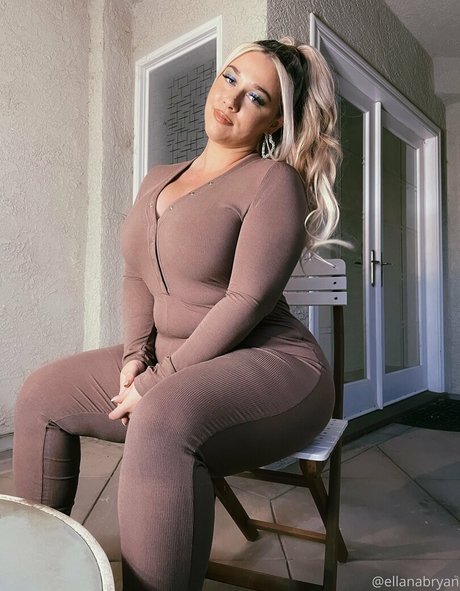 Ellanabryan xxx actress picture