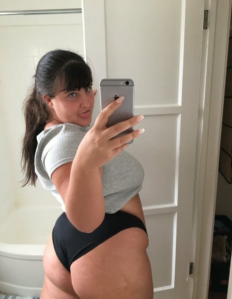 teen pantyhose onlyfans pornographic photo