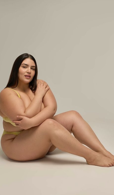 Rachel Anastacia hd actress pictures