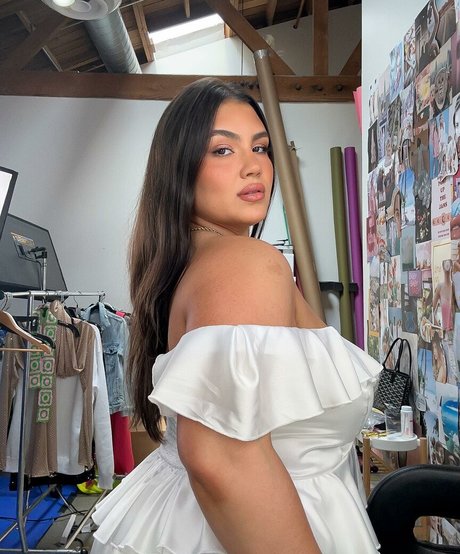 Rachel Anastacia naked pornstar img