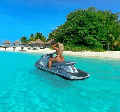 kaylanegs nice star img