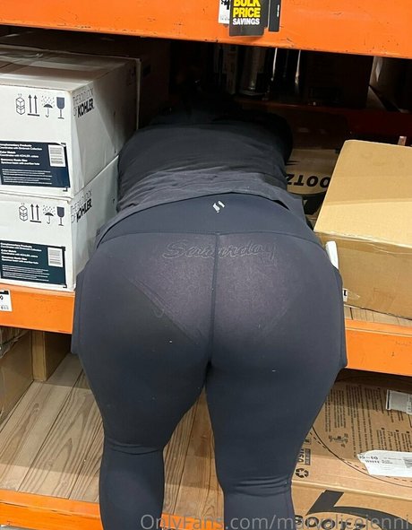 female popular onlyfans beautiful naked picture