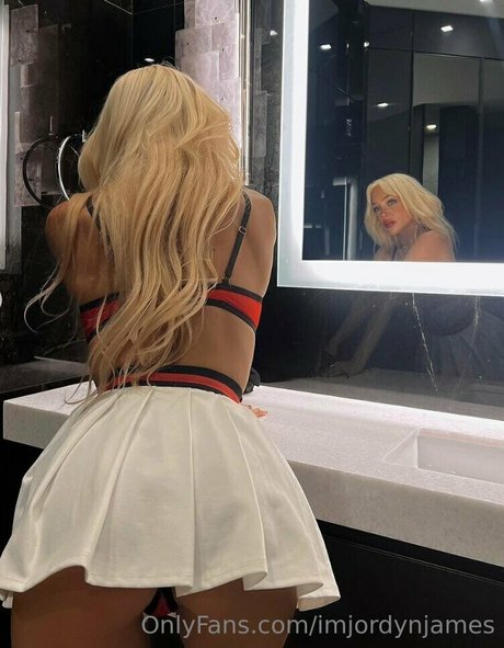 flat chested onlyfans sexy xxx img