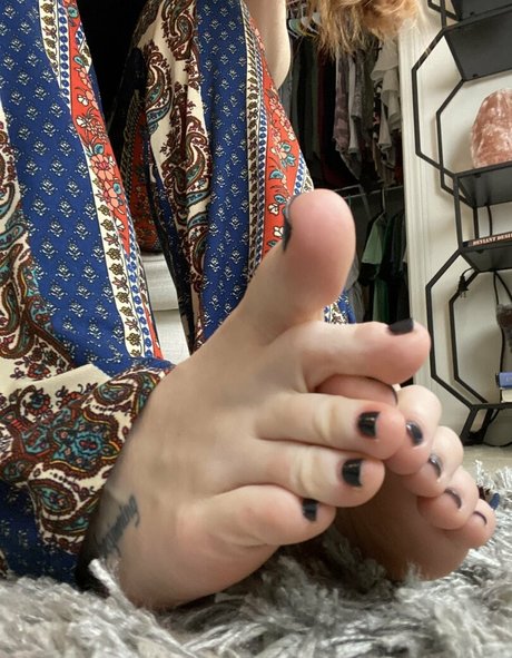 menarepotatoes hot model photo