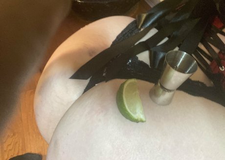 supergummiegirlycami nudes pornstar img