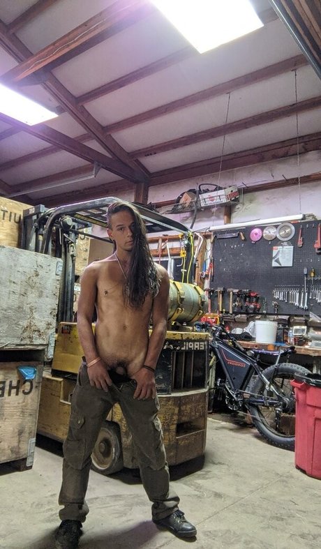 kinkyninjawolf exclusive pornstar image