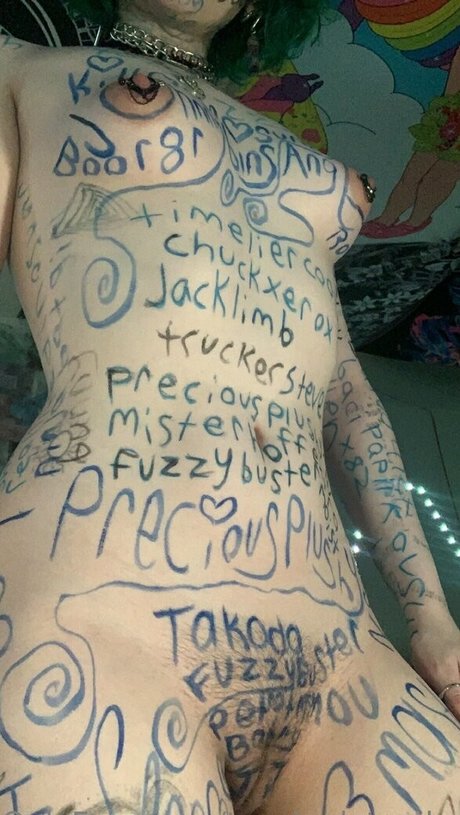 teasinglytrashed model xxx image