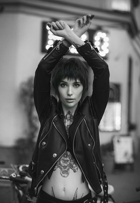 chantaise beautiful pornstar photos