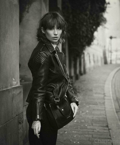 chantaise model pretty galleries