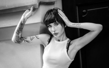 chantaise pornstar naked picture