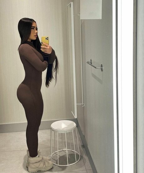 anaa__flri pornstar perfect picture