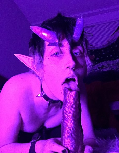 catboibloosy model naked pics