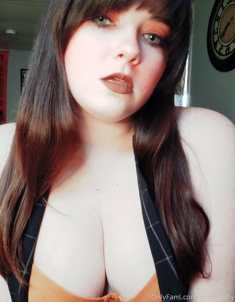 janeemery Profile Photo