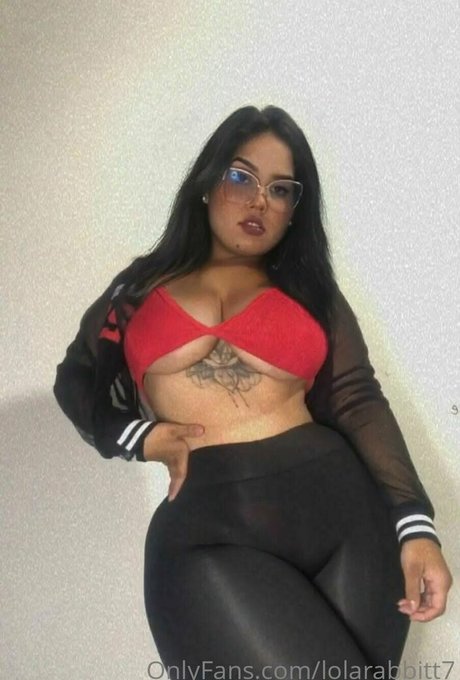 lolarabbitt7 porn model pic