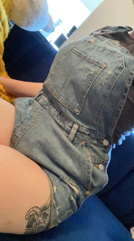 petite girls onlyfans pretty pictures