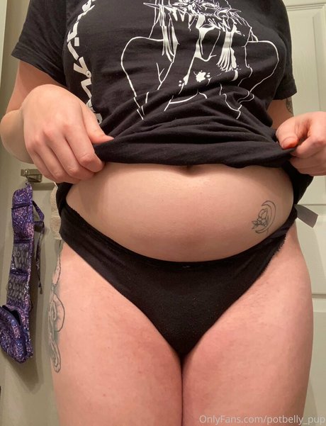 bigbellybenni free actress gallery