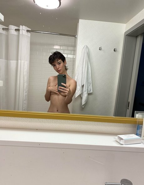 Immamakat sexy star pics