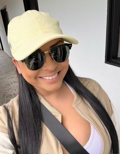 white lingerie onlyfans beautiful xxx gallery