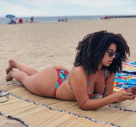 Amanda Carvalho nice star gallery