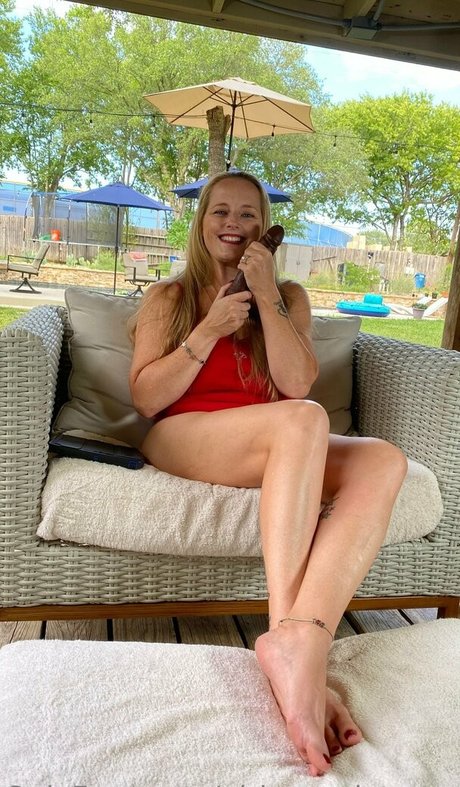 flat chested onlyfans art nude gallery