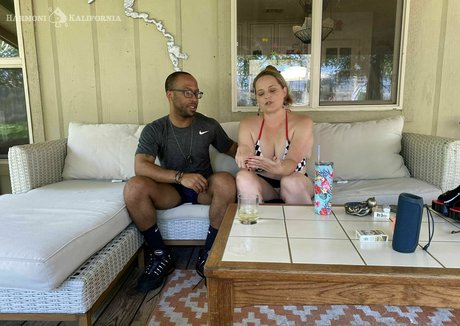 fingering squirt onlyfans free porn image