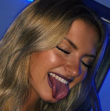 Mackinzee Hill model photos