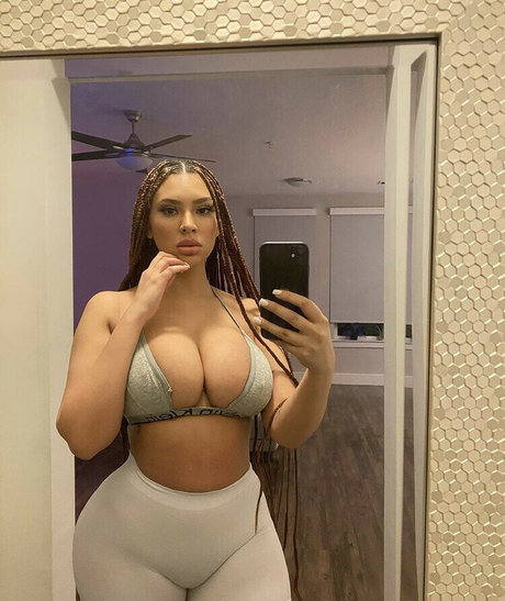 Annamarie Sarai pornstar sex photo